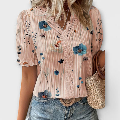 Fashionable Blouse with Pointed Neckline