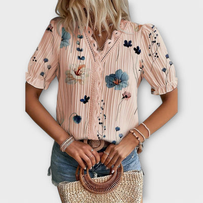Fashionable Blouse with Pointed Neckline